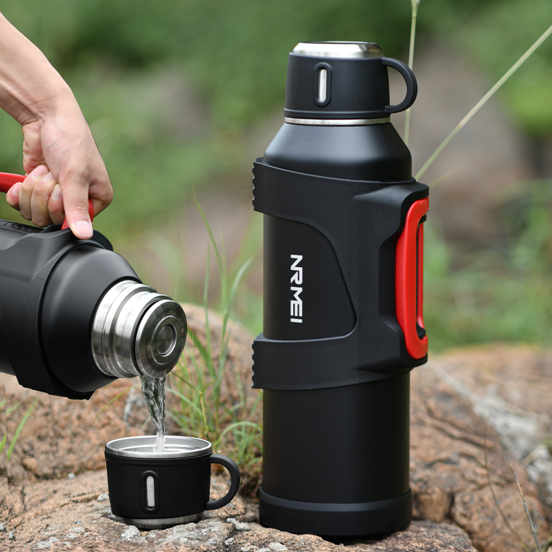 ステンレス鋼製断熱ジャグ、ティーフィルター付き、屋外用ポータ - Portable Water Filter のレビューと価格